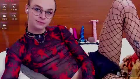 Snapshot of katashisenpai chatting on June 28, 2026, 8:26 pm Katashi online show from June 28, 2026, 8:26 pm