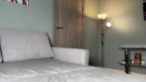 Kate online show from March 4, 2025, 7:30 am