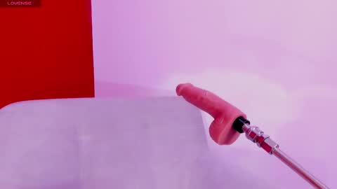 Kate  online show from February 9, 2025, 5:01 pm