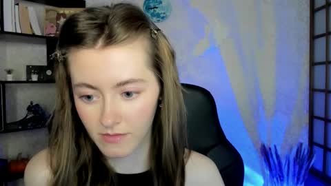 Kate online show from December 9, 2024, 3:40 am