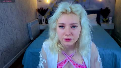 Kate online show from March 6, 2026, 1:24 am