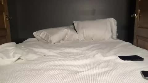 Snapshot of kate_legendofficial chatting on October 23, 2025, 4:45 am Kate Legend online show from October 23, 2025, 4:45 am