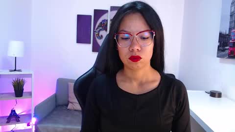 Kate  online show from September 22, 2025, 10:50 am