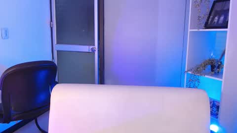 Kate  online show from January 11, 2026, 10:09 am