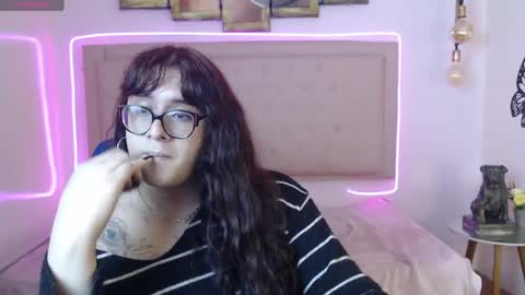 Snapshot of kate_pickman chatting on April 26, 2026, 3:37 am kate online show from April 26, 2026, 3:37 am