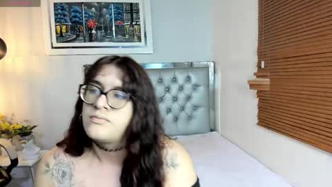 Snapshot of kate_pickman chatting on May 31, 2026, 3:26 am kate online show from May 31, 2026, 3:26 am