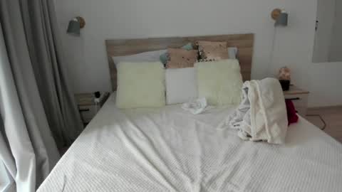 Snapshot of kate_redgar chatting on April 3, 2026, 1:53 pm kate_redgar online show from April 3, 2026, 1:53 pm