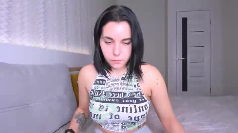 KATE online show from January 26, 2025, 7:41 pm