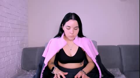 KATE online show from November 4, 2025, 5:50 am