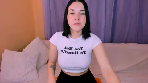 KATE online show from April 18, 2026, 6:39 am