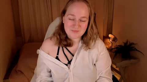 Kate   Follow me dear  online show from May 18, 2026, 1:39 pm
