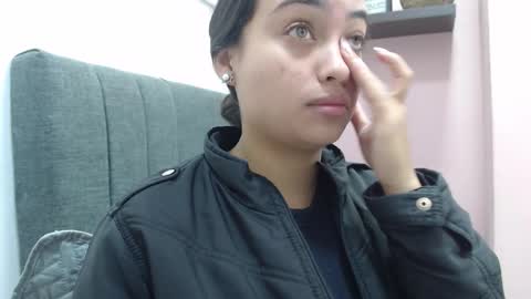 Kari online show from September 12, 2025, 1:22 pm