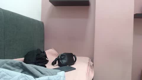 Kari online show from November 10, 2025, 2:16 pm