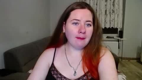 KateeFox online show from February 13, 2026, 8:27 pm