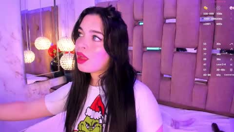 Kate  online show from December 1, 2025, 8:58 pm