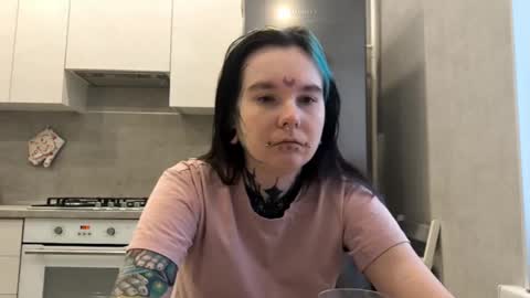 Snapshot of katelynnjenness chatting on February 20, 2026, 6:26 am Milana online show from February 20, 2026, 6:26 am