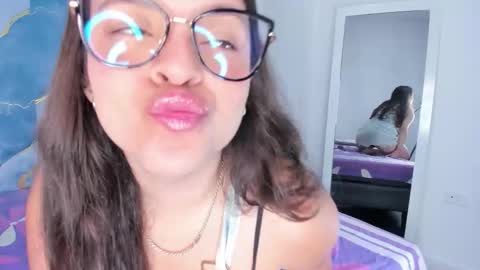 KateMoorex online show from September 19, 2025, 11:44 am