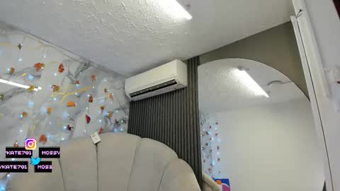 Im Katherine but call me Kate  online show from November 14, 2025, 12:26 pm