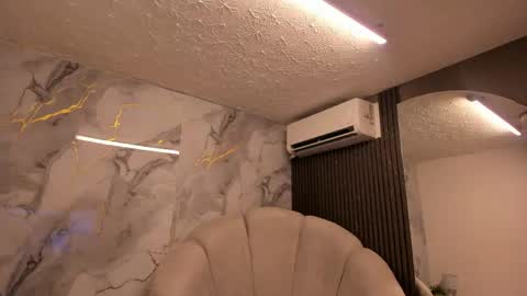 Im Katherine but call me Kate  online show from April 15, 2026, 12:12 pm