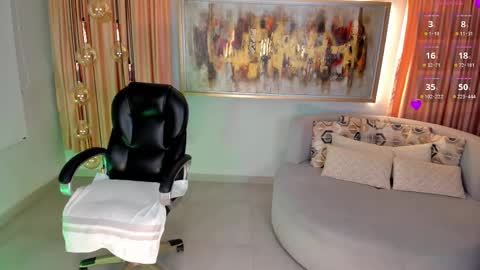  Kate Owens  online show from February 18, 2025, 10:16 am