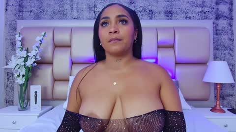 Snapshot of katevenegas chatting on January 27, 2025, 12:01 am Kate Venegas online show from January 27, 2025, 12:01 am