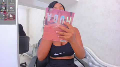 katherin online show from December 22, 2024, 1:22 pm