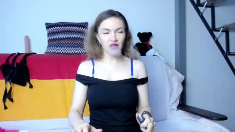 Katherine online show from December 8, 2024, 7:15 am