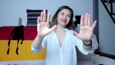 Katherine online show from March 7, 2025, 6:43 pm