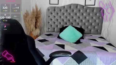 Snapshot of kathh_latorre chatting on December 2, 2025, 1:50 pm kathh_latorre online show from December 2, 2025, 1:50 pm