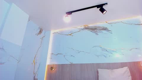 kathia dumons online show from November 8, 2025, 11:10 am