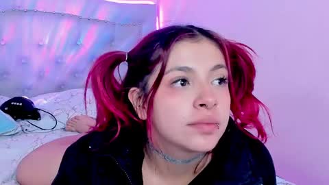 Snapshot of kathia_saenz chatting on January 25, 2025, 3:52 pm Kathia  online show from January 25, 2025, 3:52 pm