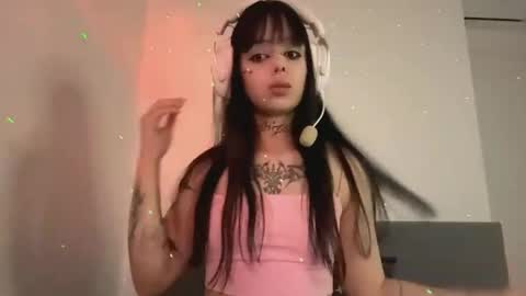 Luna online show from April 2, 2026, 4:48 pm