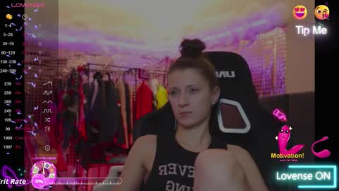 kathleen_frost online show from October 14, 2025, 7:03 pm