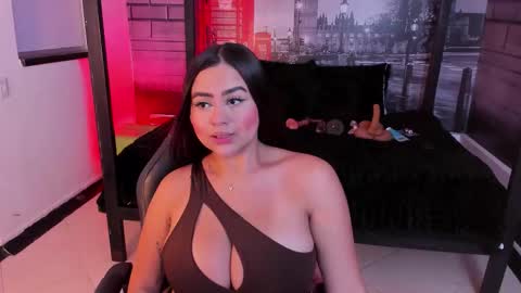 Katia online show from March 26, 2026, 7:19 pm