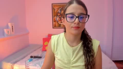Snapshot of katia_foxx chatting on March 3, 2025, 12:58 pm Khaterine online show from March 3, 2025, 12:58 pm