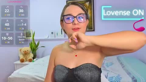 Snapshot of katia_foxx chatting on September 10, 2025, 11:54 am Khaterine online show from September 10, 2025, 11:54 am