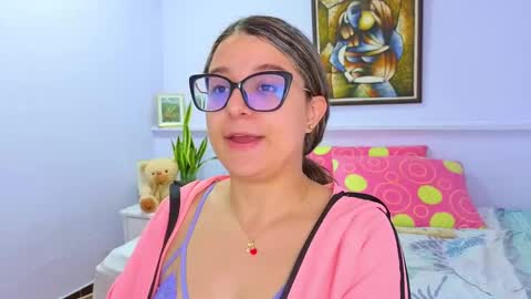 Snapshot of katia_foxx chatting on September 15, 2025, 12:05 pm Khaterine online show from September 15, 2025, 12:05 pm