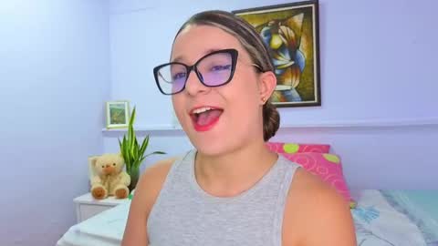 Snapshot of katia_foxx chatting on September 16, 2025, 10:38 am Khaterine online show from September 16, 2025, 10:38 am