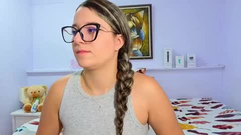 Snapshot of katia_foxx chatting on October 2, 2025, 12:01 pm Khaterine online show from October 2, 2025, 12:01 pm