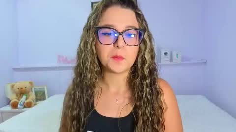 Snapshot of katia_foxx chatting on October 7, 2025, 11:40 am Khaterine online show from October 7, 2025, 11:40 am