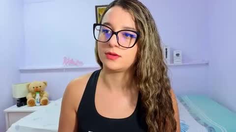 Snapshot of katia_foxx chatting on October 23, 2025, 12:04 pm Khaterine online show from October 23, 2025, 12:04 pm