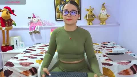 Snapshot of katia_foxx chatting on November 20, 2025, 11:54 am Khaterine online show from November 20, 2025, 11:54 am