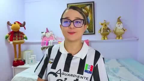 Snapshot of katia_foxx chatting on November 30, 2025, 12:31 pm Khaterine online show from November 30, 2025, 12:31 pm