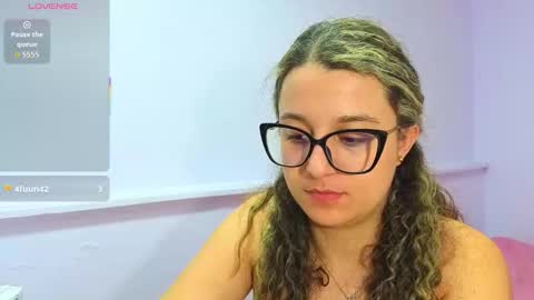 Snapshot of katia_foxx chatting on February 3, 2026, 12:09 am Khaterine online show from February 3, 2026, 12:09 am