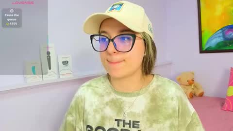 Snapshot of katia_foxx chatting on February 7, 2026, 12:14 am Khaterine online show from February 7, 2026, 12:14 am