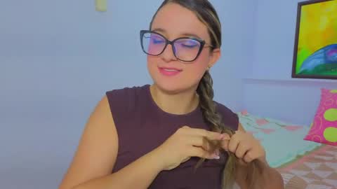Khaterine online show from May 27, 2026, 11:29 am
