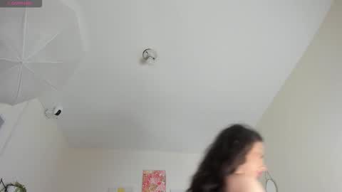 Snapshot of katia_gh chatting on October 16, 2025, 11:33 am Katia online show from October 16, 2025, 11:33 am
