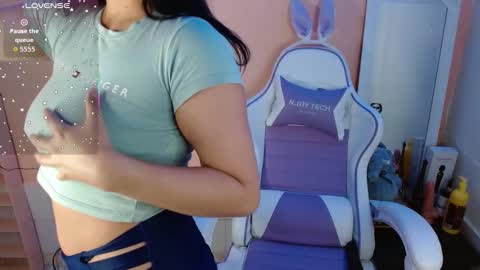 Snapshot of katia_rous_69 chatting on December 23, 2025, 9:29 am katia online show from December 23, 2025, 9:29 am