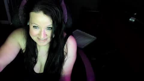 Katie online show from December 5, 2024, 2:31 am