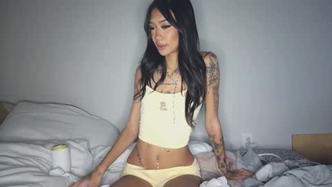 Snapshot of katiecai chatting on September 12, 2025, 2:44 am katiecai online show from September 12, 2025, 2:44 am